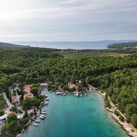 Villa Kalinic Milna  Exterior foto